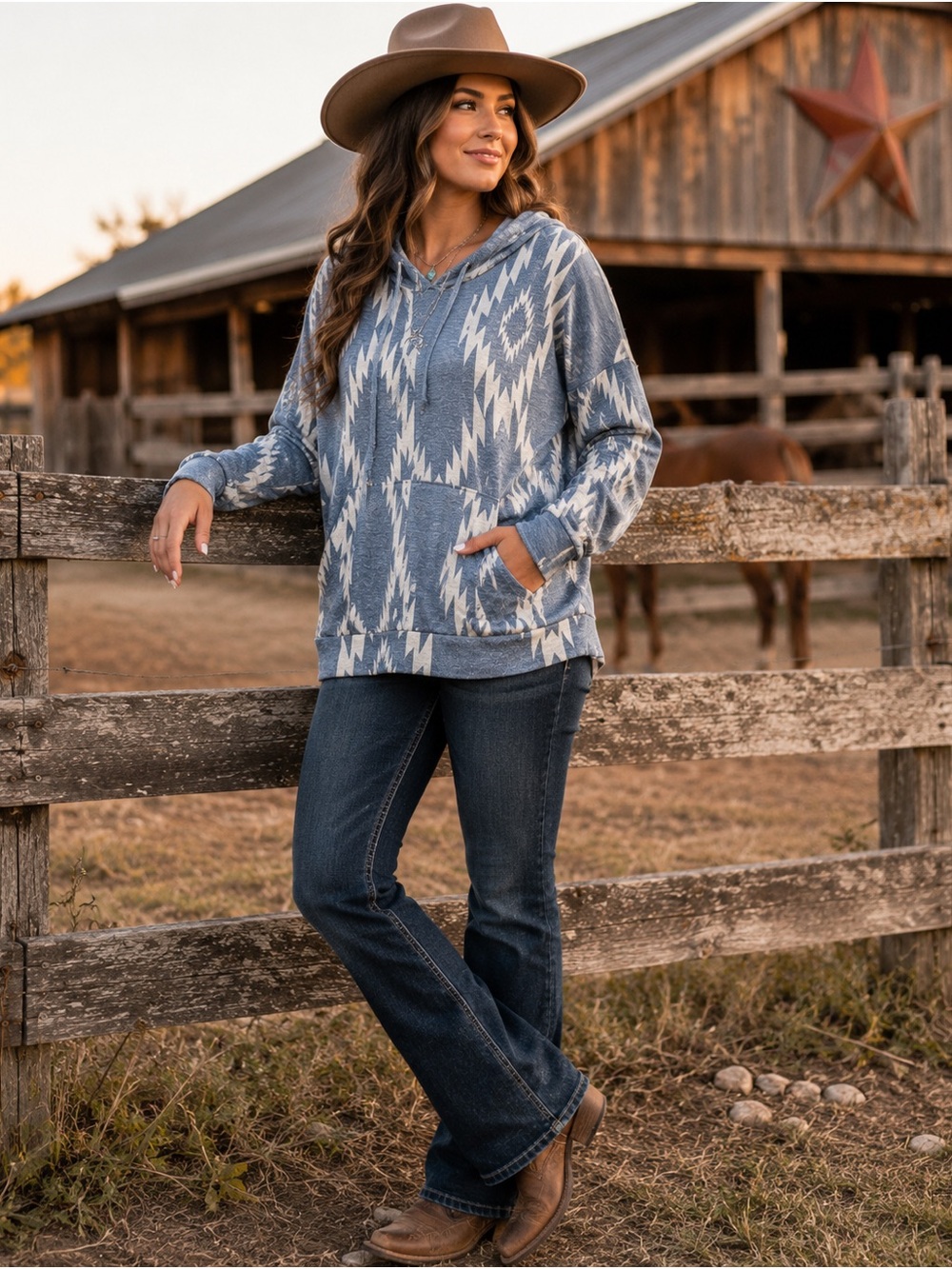 Rock & Roll Cowgirl Womens Medium Blue Aztec Southwestern Hooded Pullover